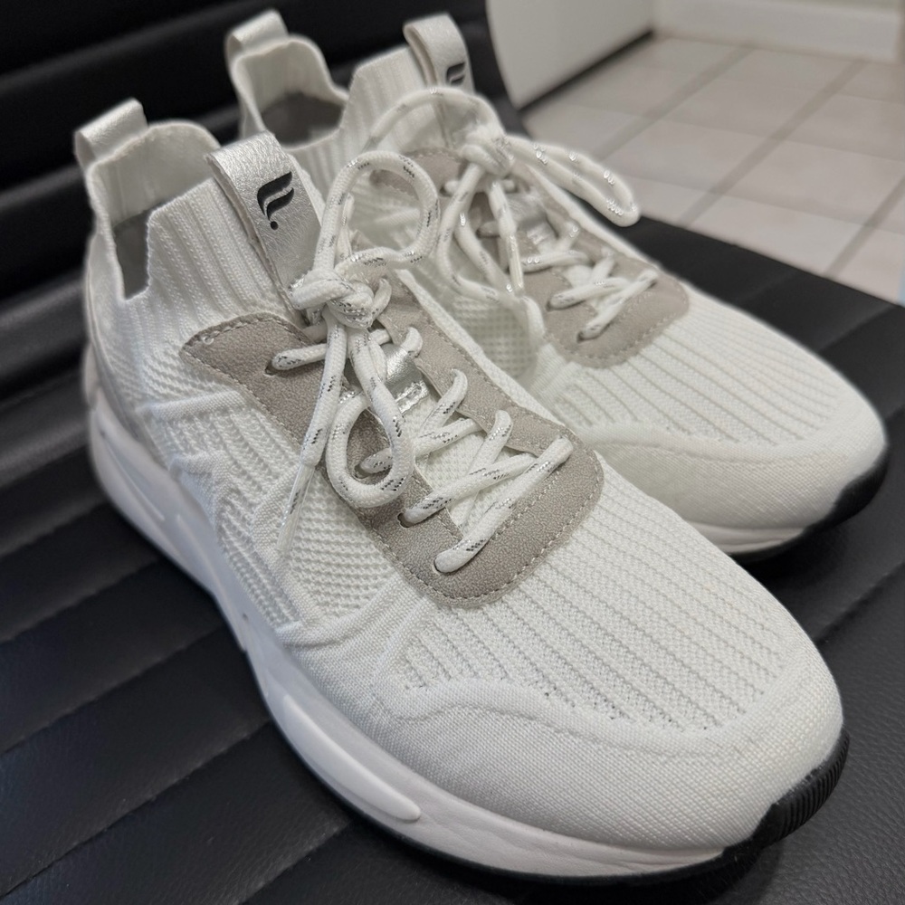 Fabletics White and Gray Athletic Shoes - Picture 3 of 6